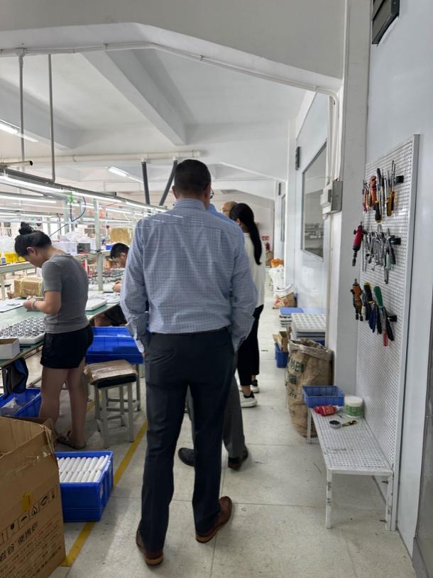 American RV Company mengunjungi perusahaan kami untuk kerjasama
