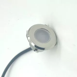 Apa yang membedakan lampu LED tahan air kabin laut ini untuk setiap kapal?